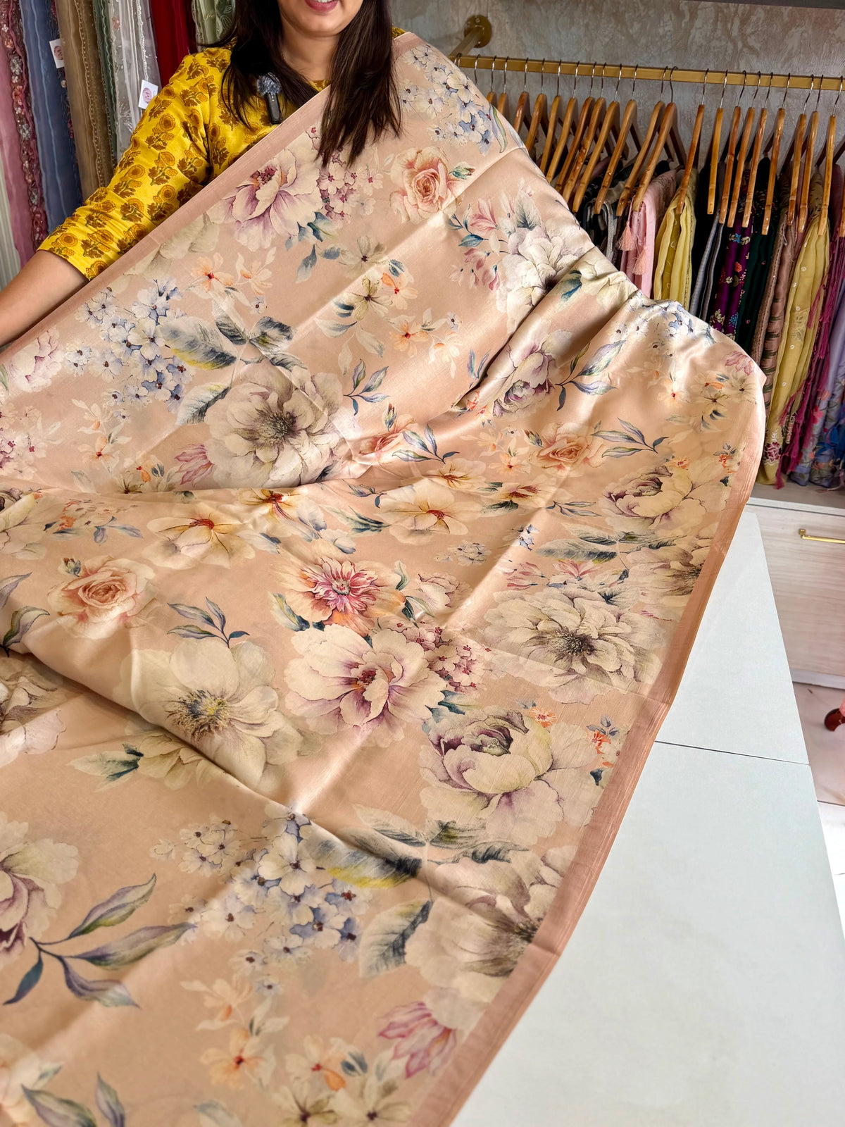Soft flowy silk saree/ AA75 (2)