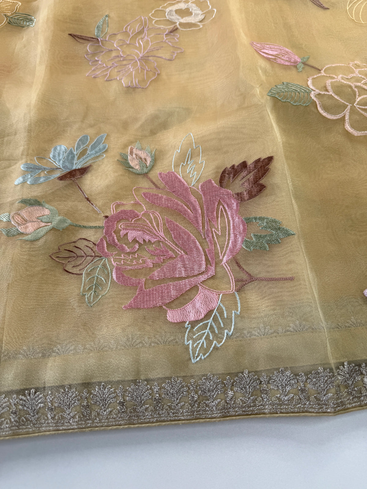Glass Organza Saree/ 155L
