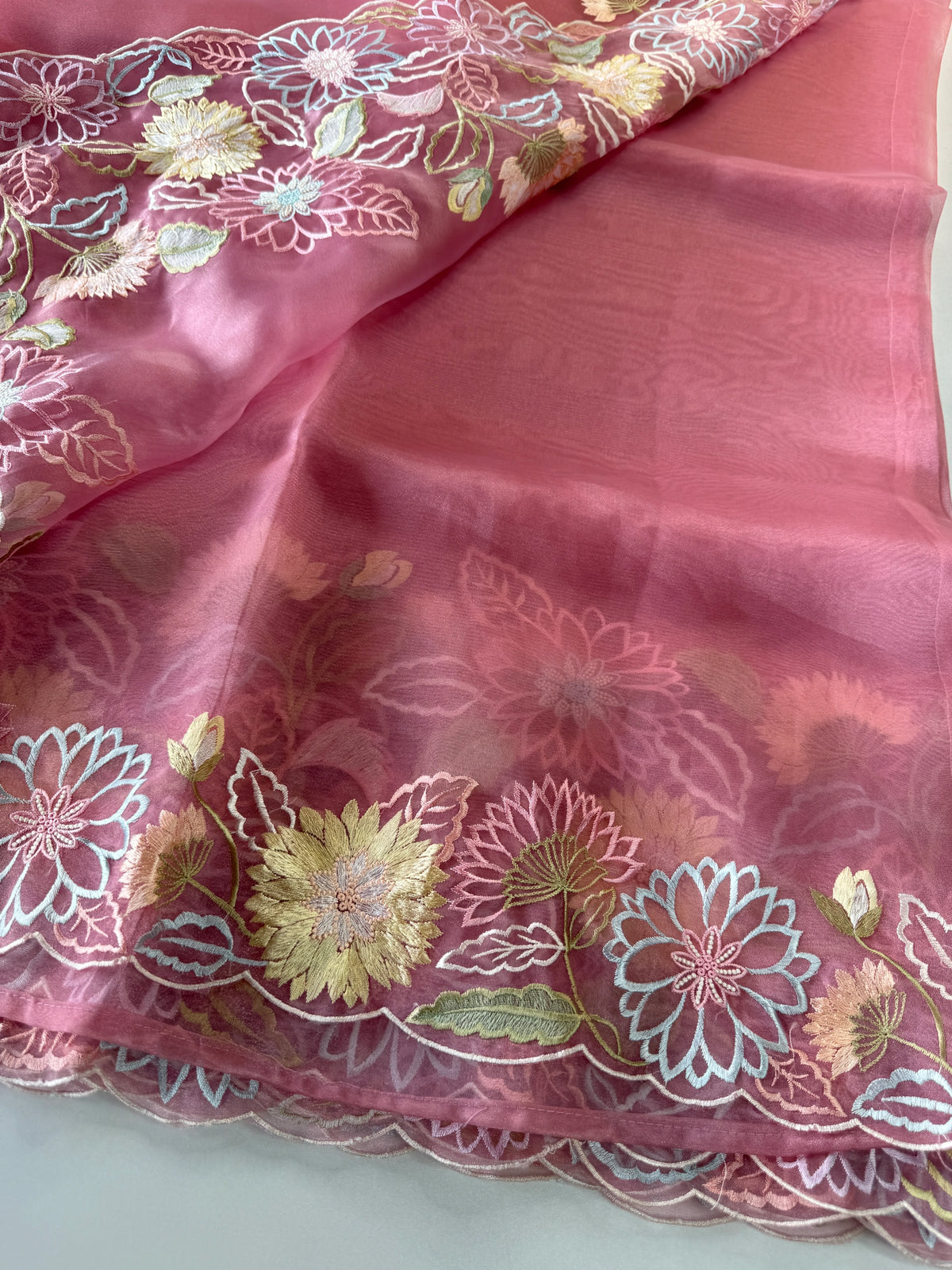 Glass organza Saree/ 155G
