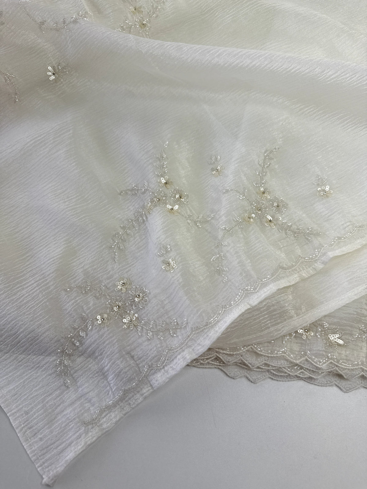 Crushed crape saree/HW324