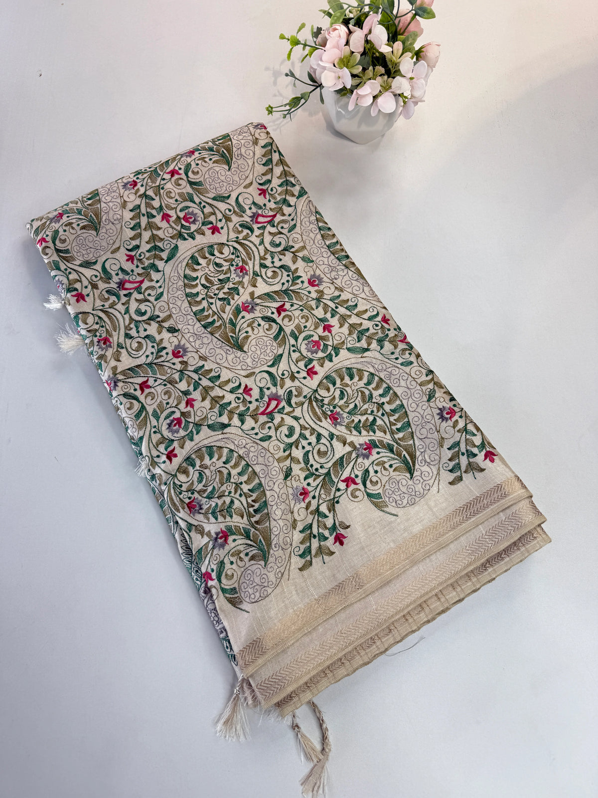 Soft semi Tussar/FG158