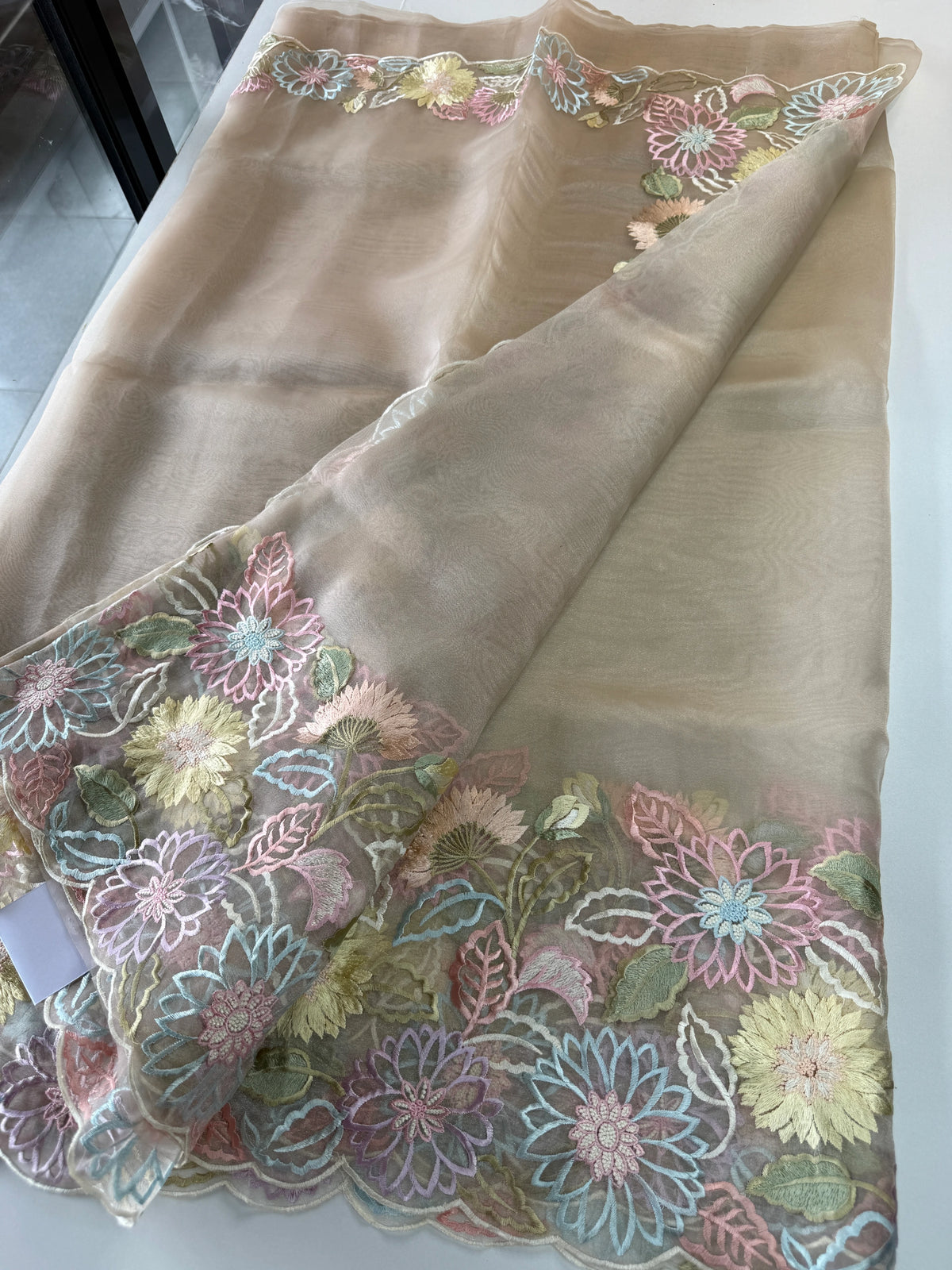 Glass organza Saree/ 155G