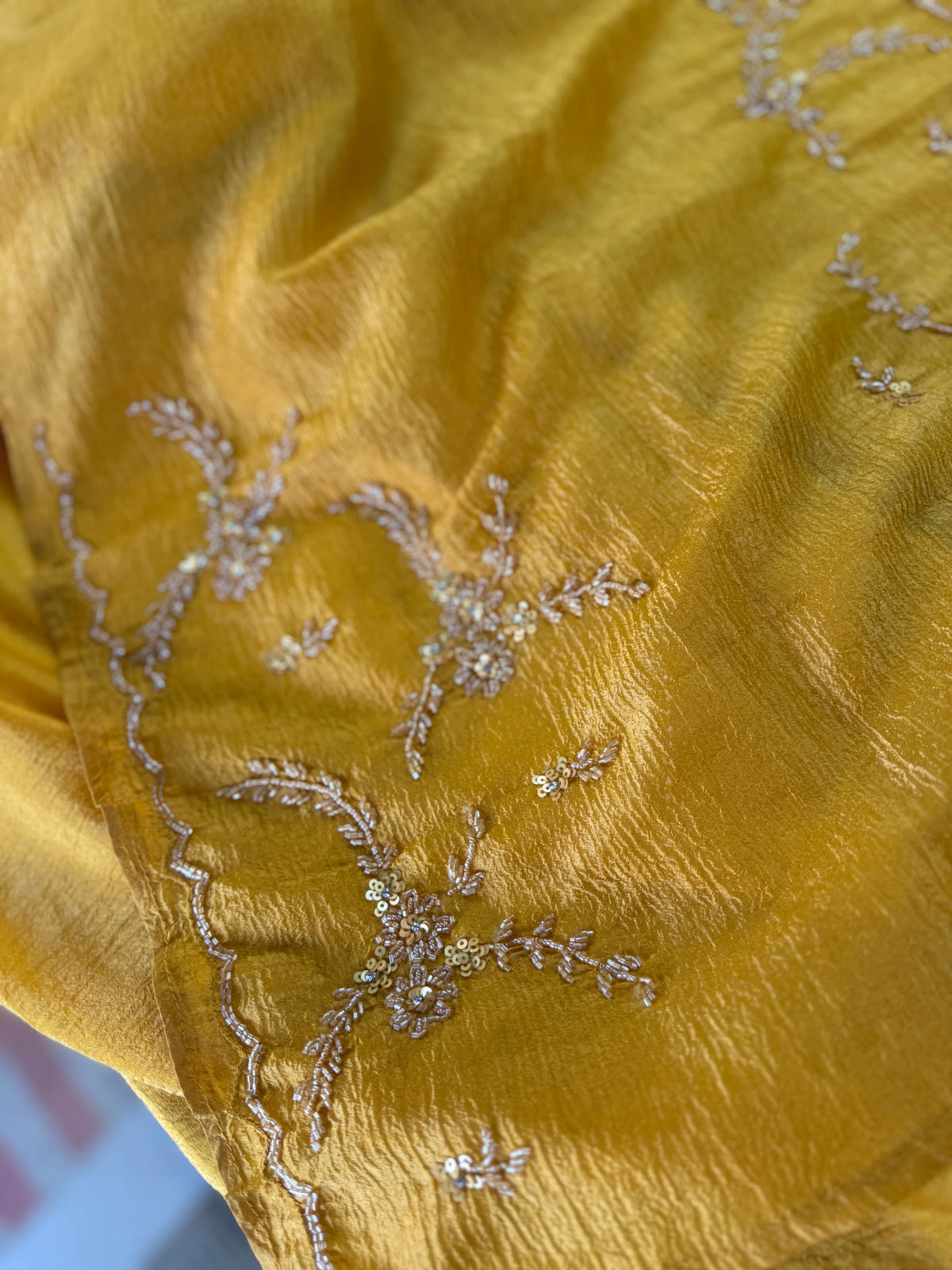 Crushed crape saree/HW324