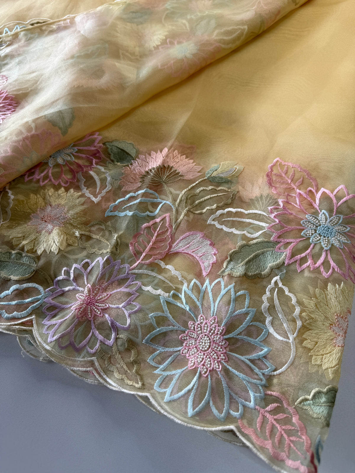Glass organza Saree/ 155G