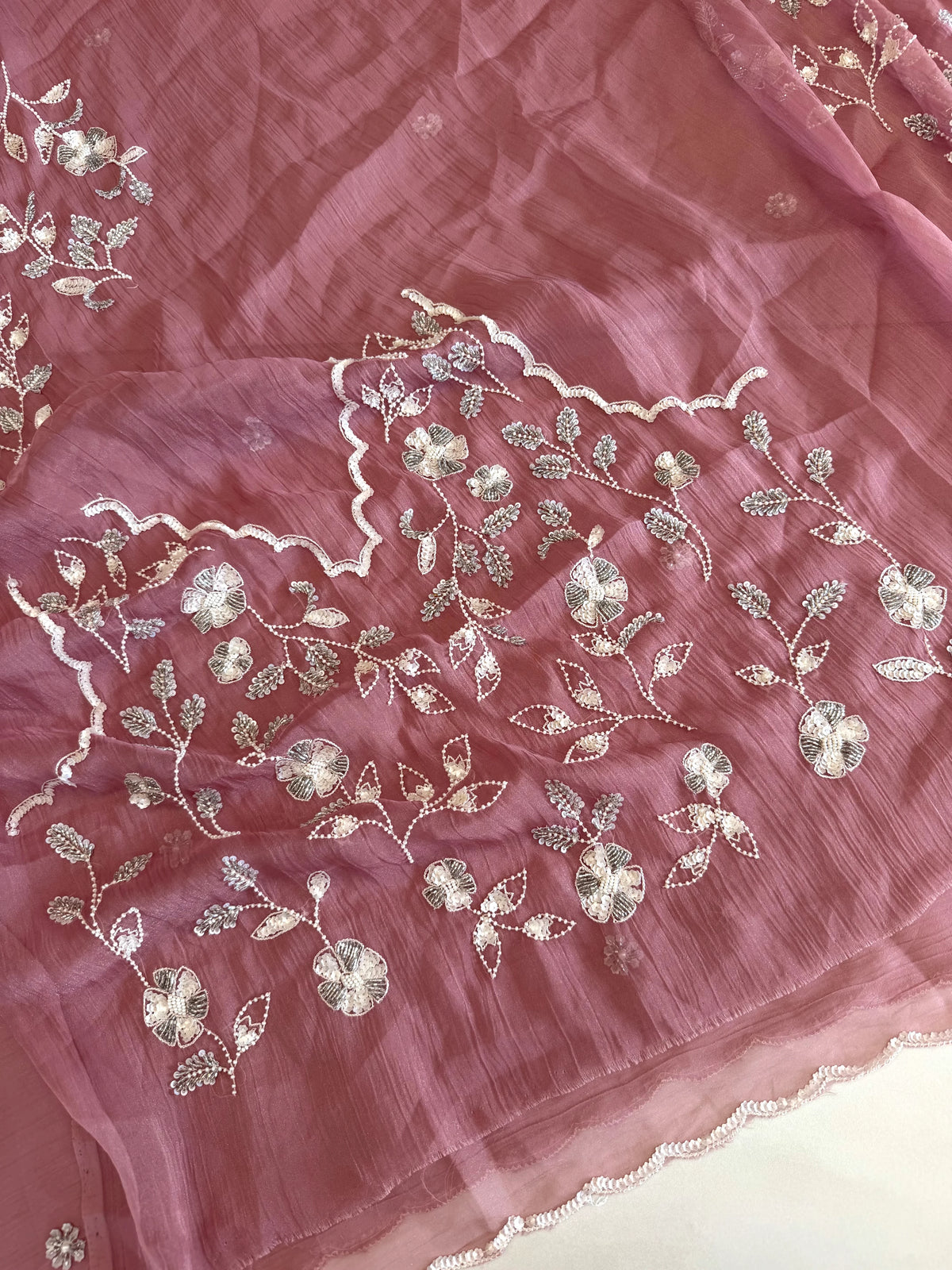 Chiffon Saree with Handowrk /Bj3140