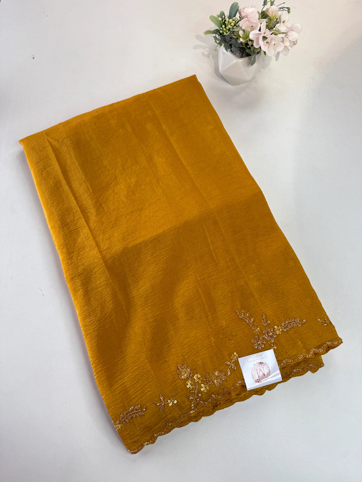 Crushed crape saree/HW324