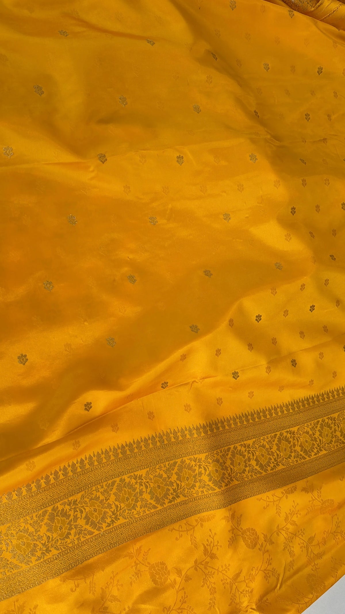 Semi silk banaras Saree/ VS66