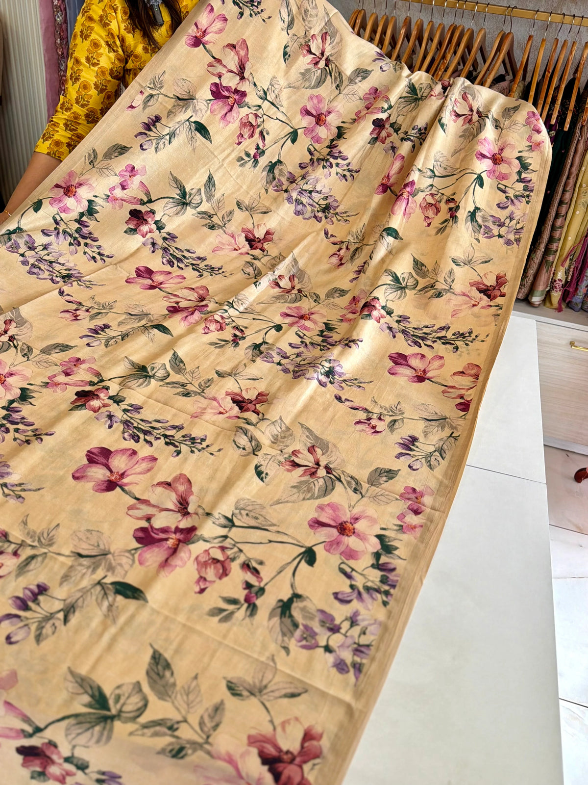 Soft flowy silk saree/ AA75 (1)