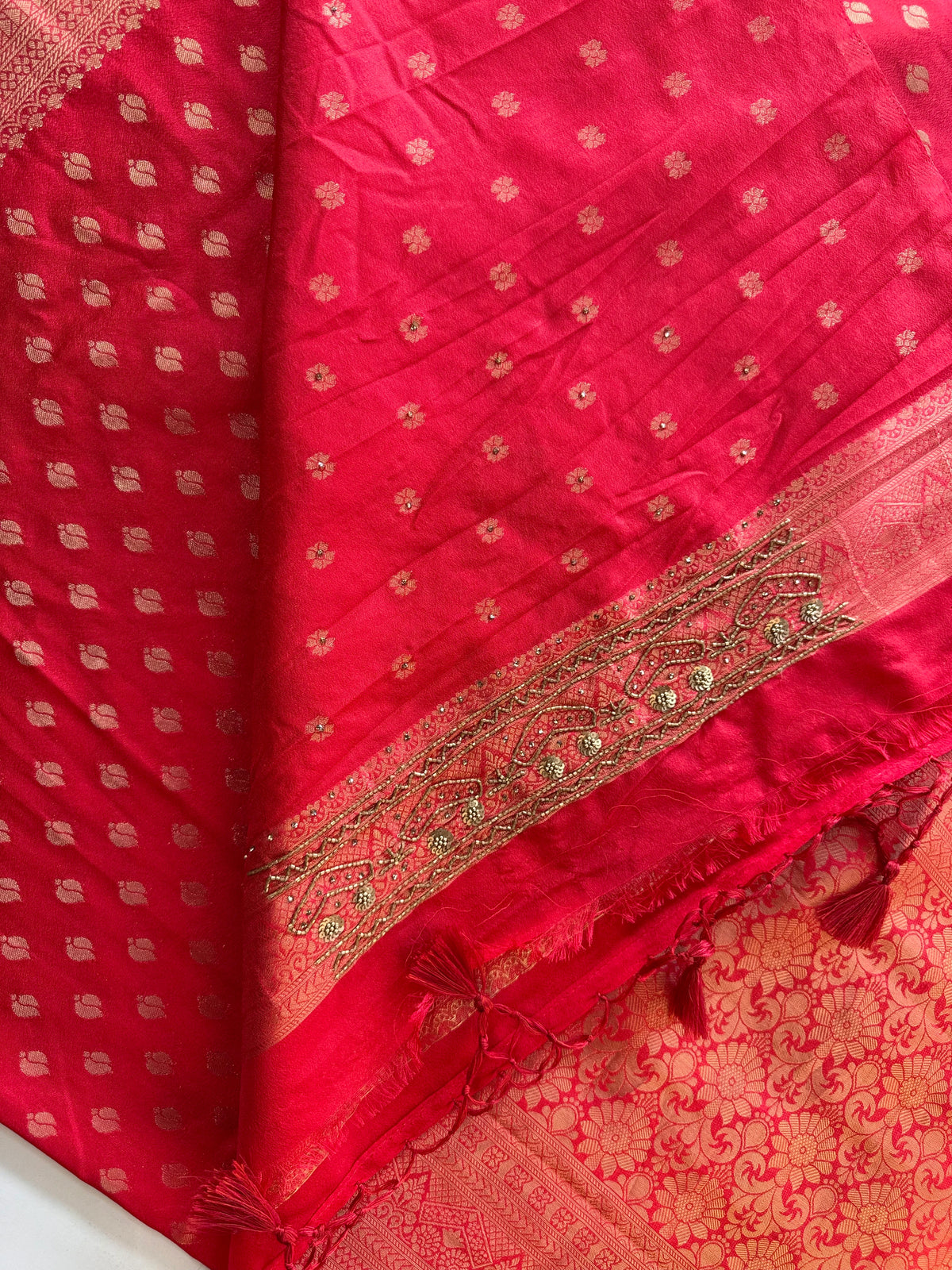 Georgette Banarasi /TAR2