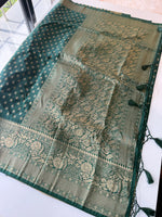 Georgette Banarasi/TAR02