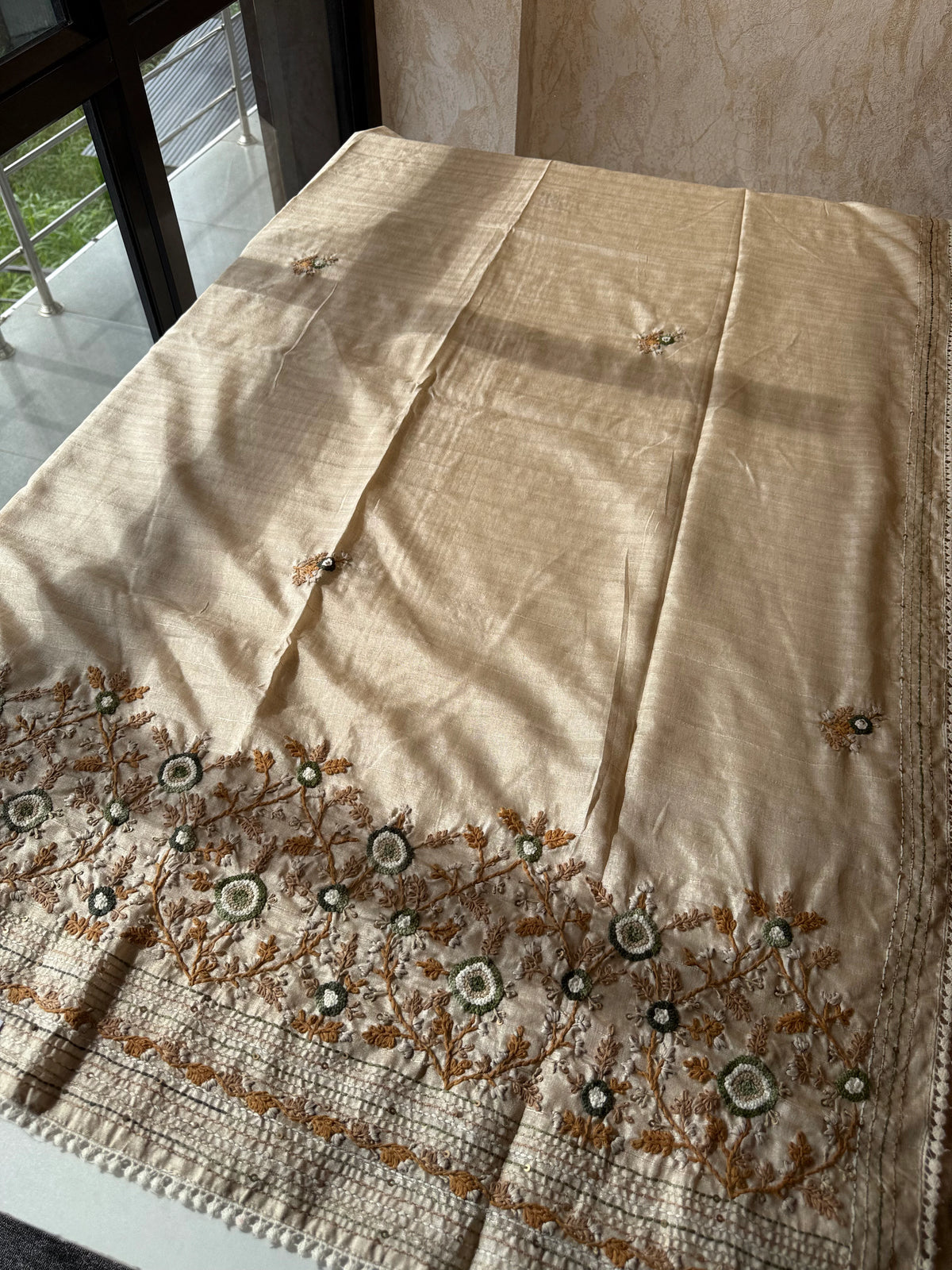 Semi Tussar/ 3775