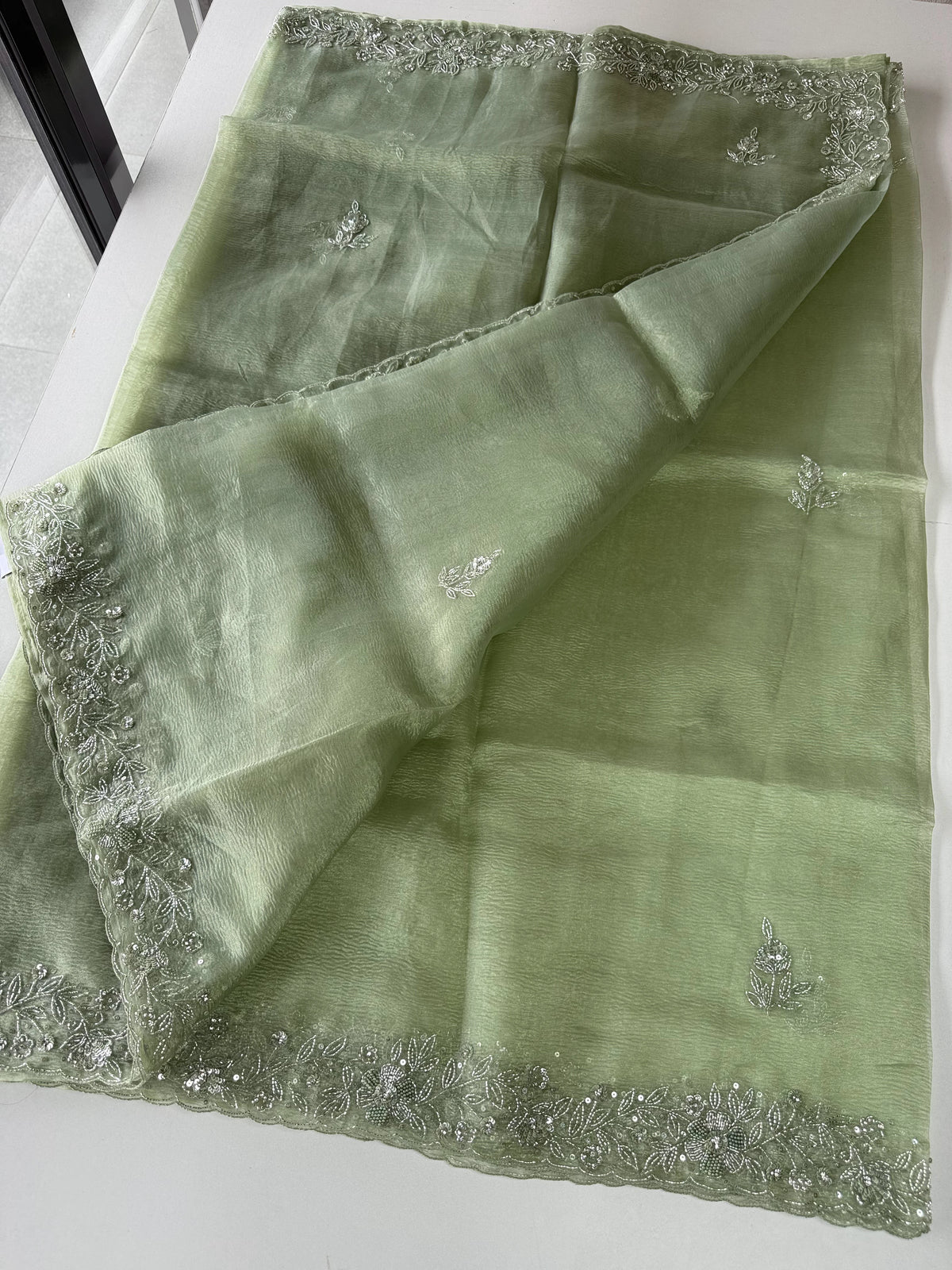 Crushed Tissue / HW129