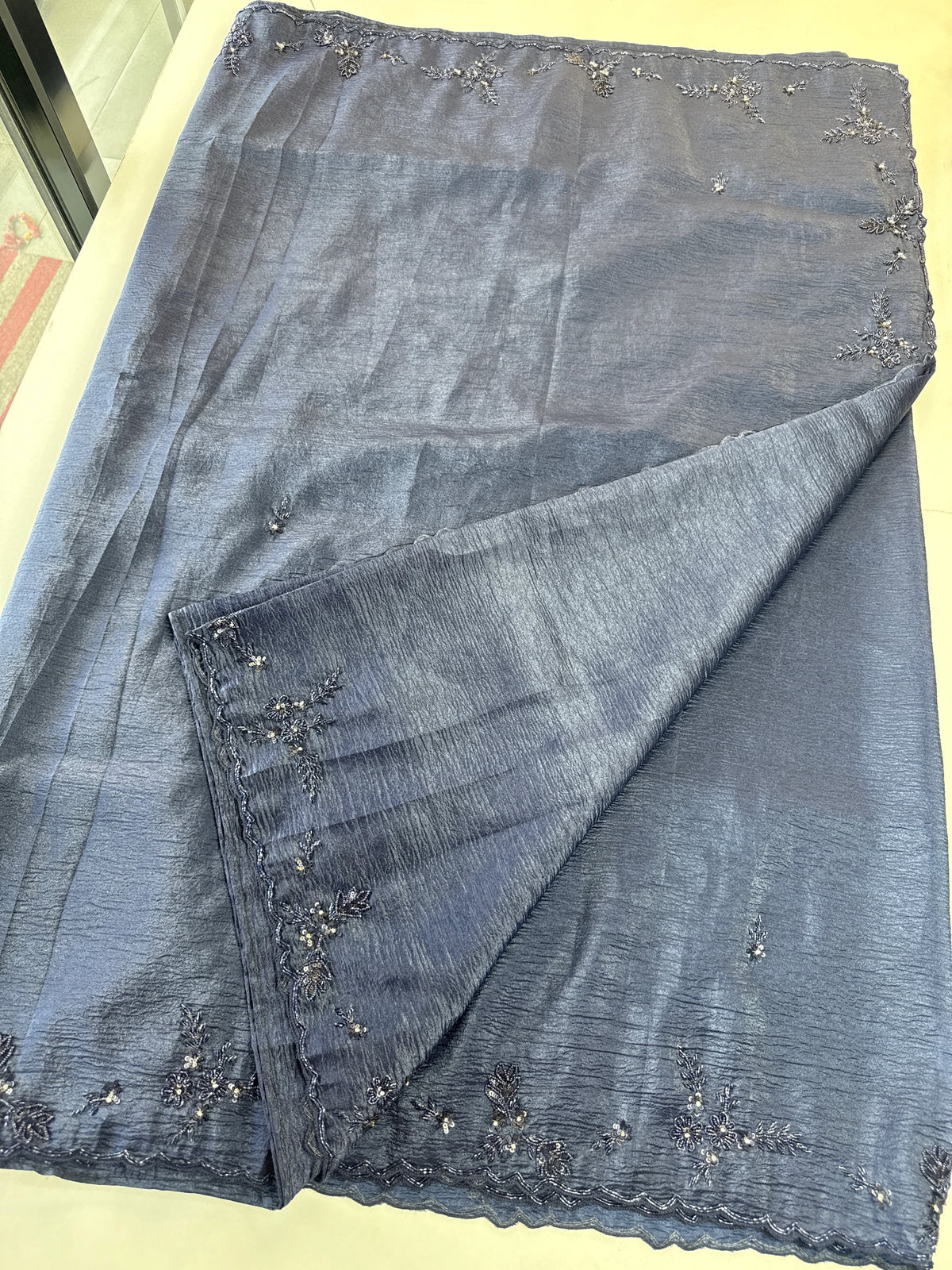 Crushed crape saree/HW324