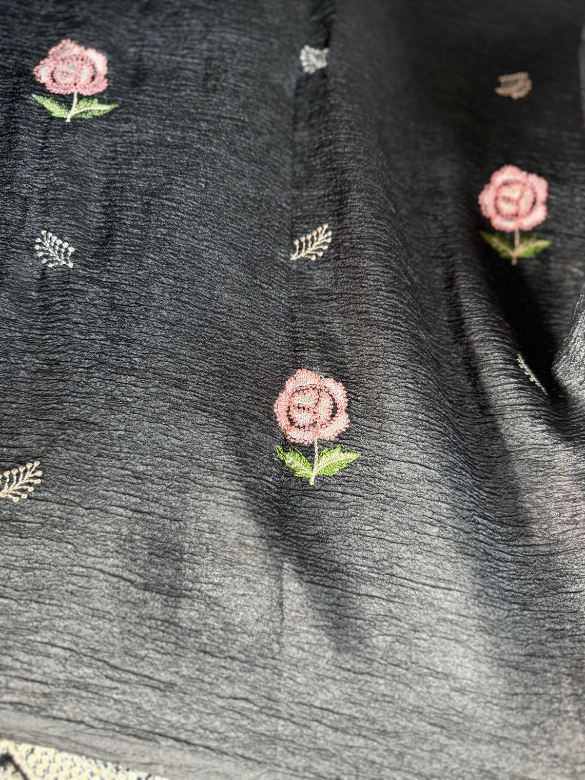 Crushed Crape Saree/ SC75
