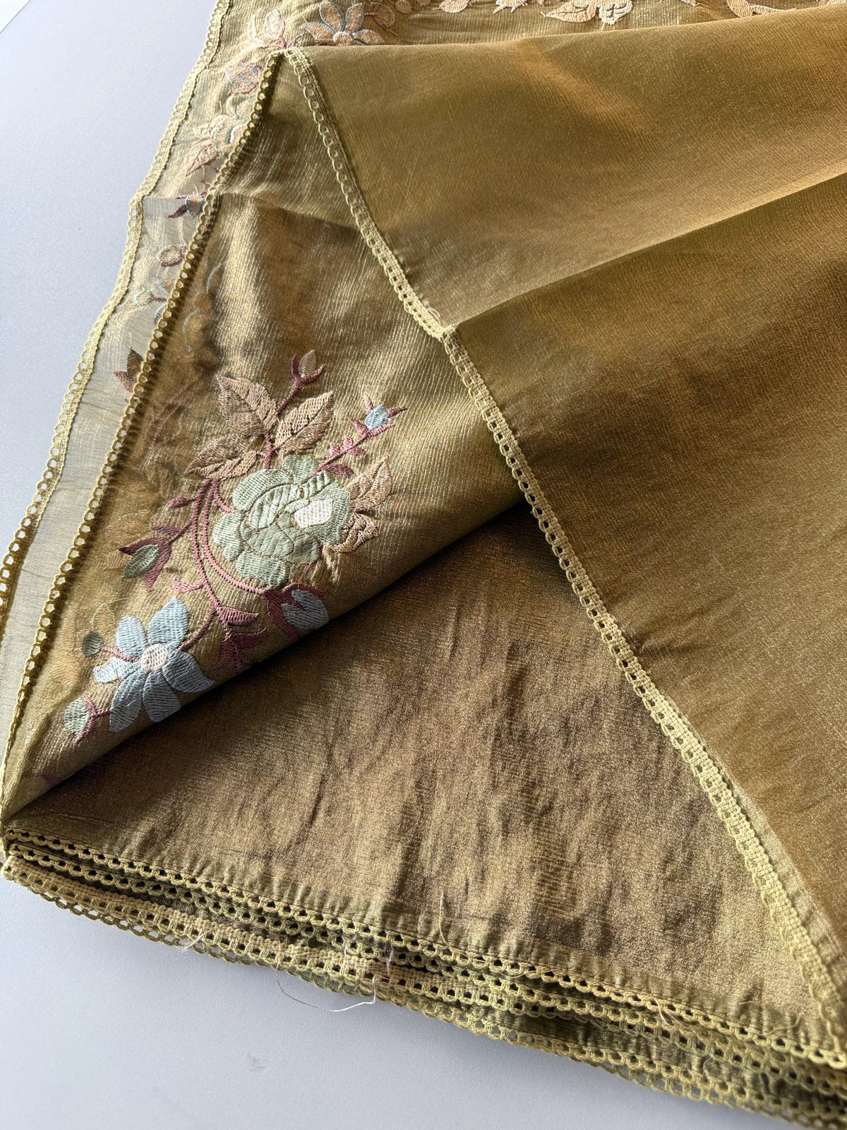 Crushed Tissue /SR179