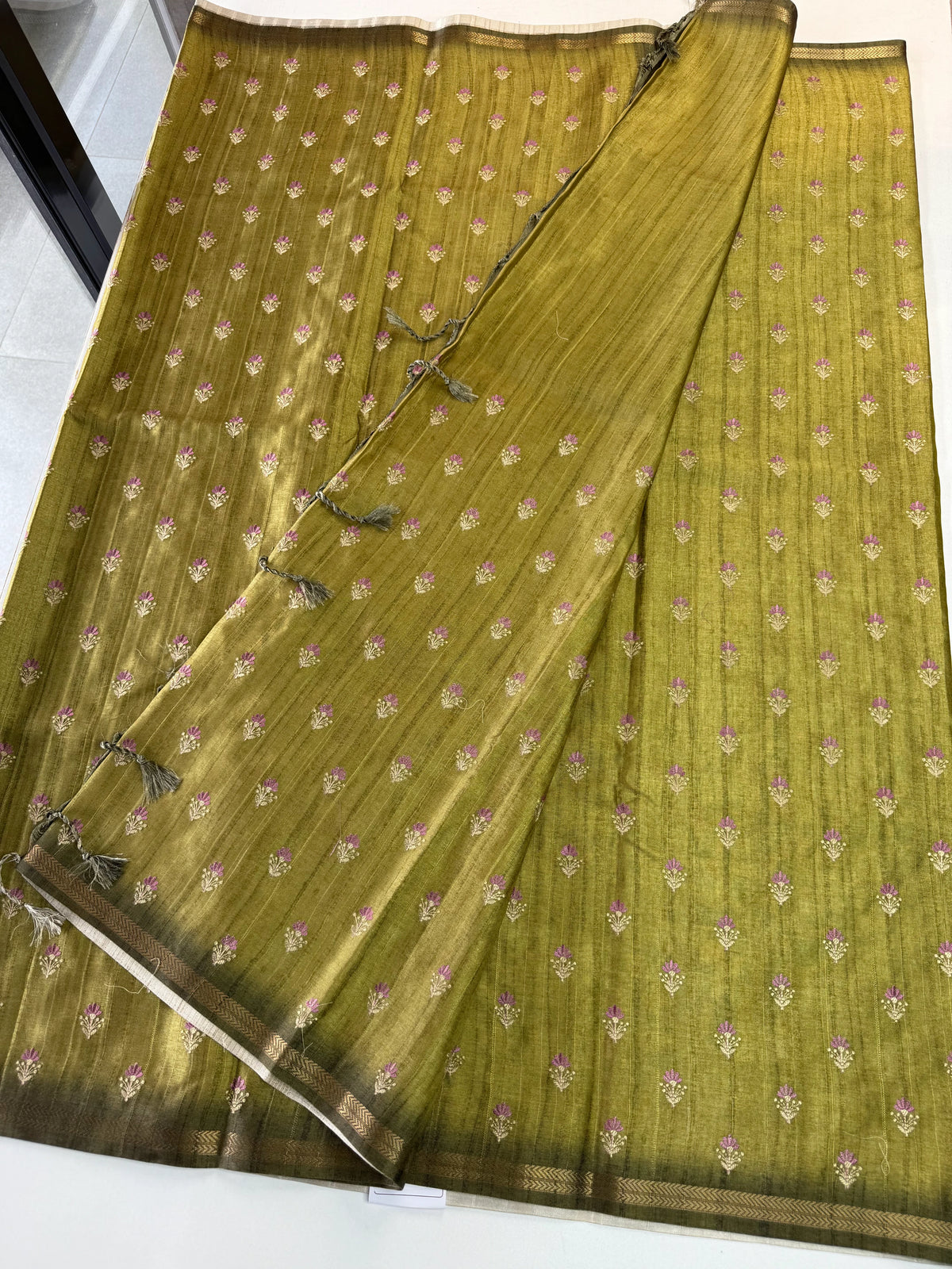 Soft Semi Tussar Saree / FG381
