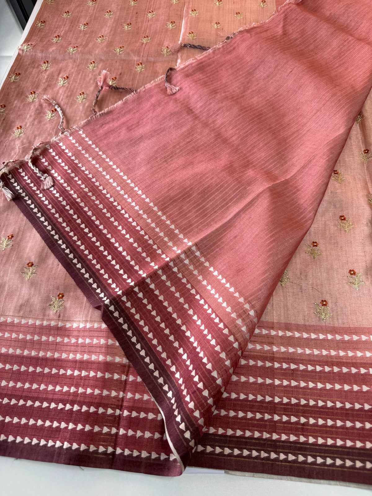 Soft seminTussar Silk Saree /MD373