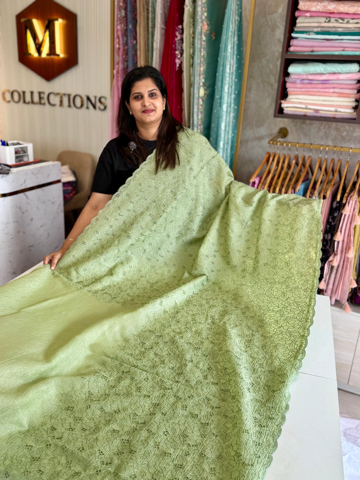Crushed crape saree/ CW746