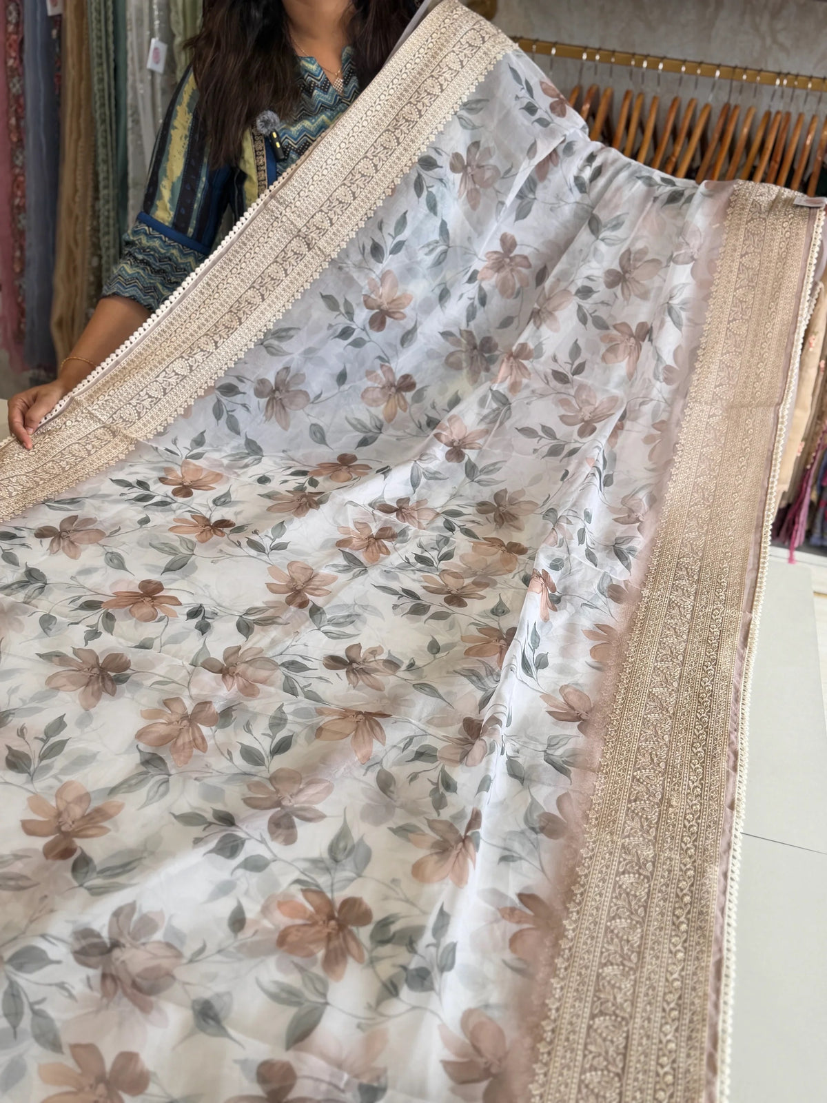 Soft Organza /S326