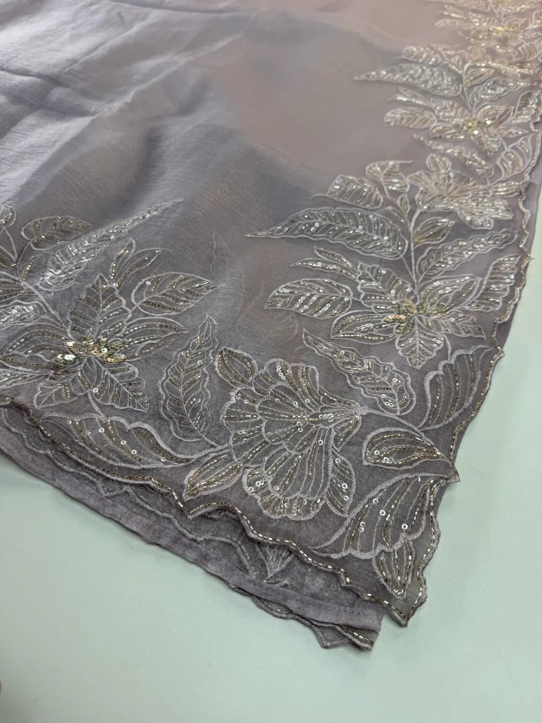 Crushed Foil blended Organza Saree/ AM104