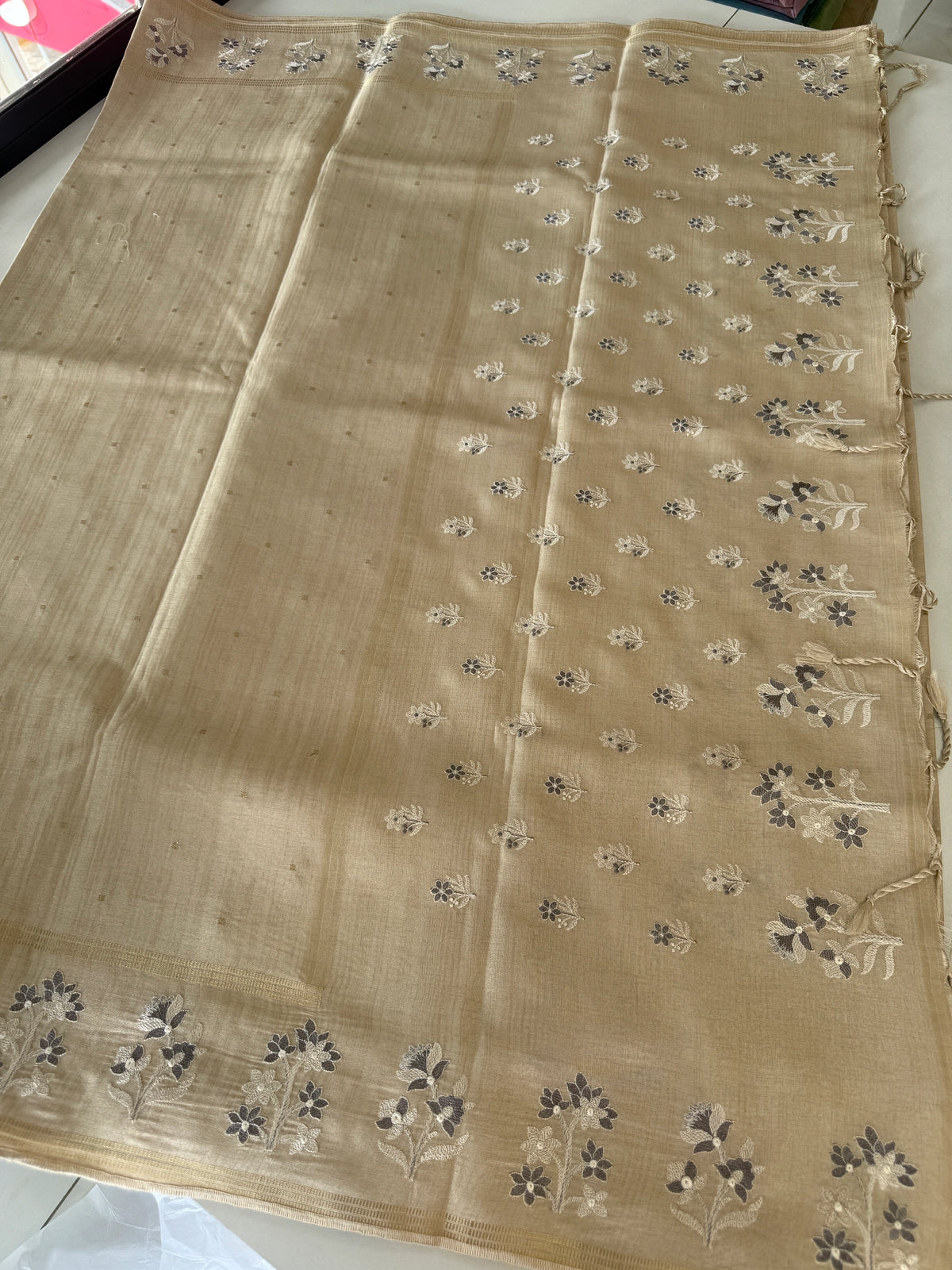 Semi Tussar Saree/ FG371