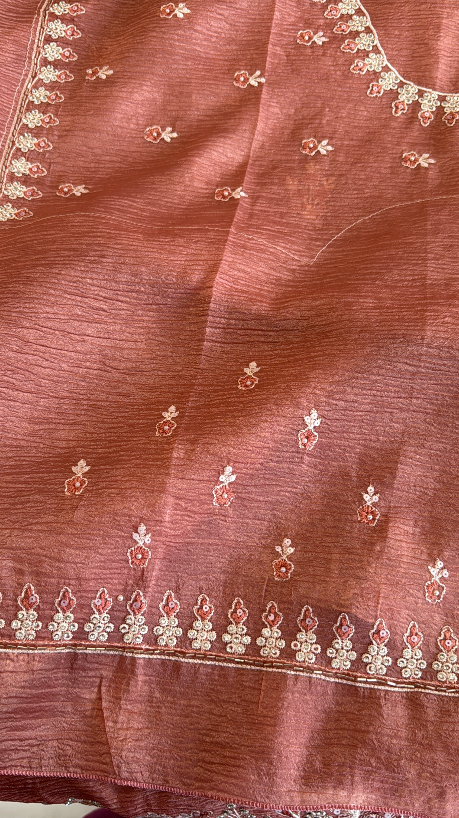 Crushed Crape Saree/ HW507