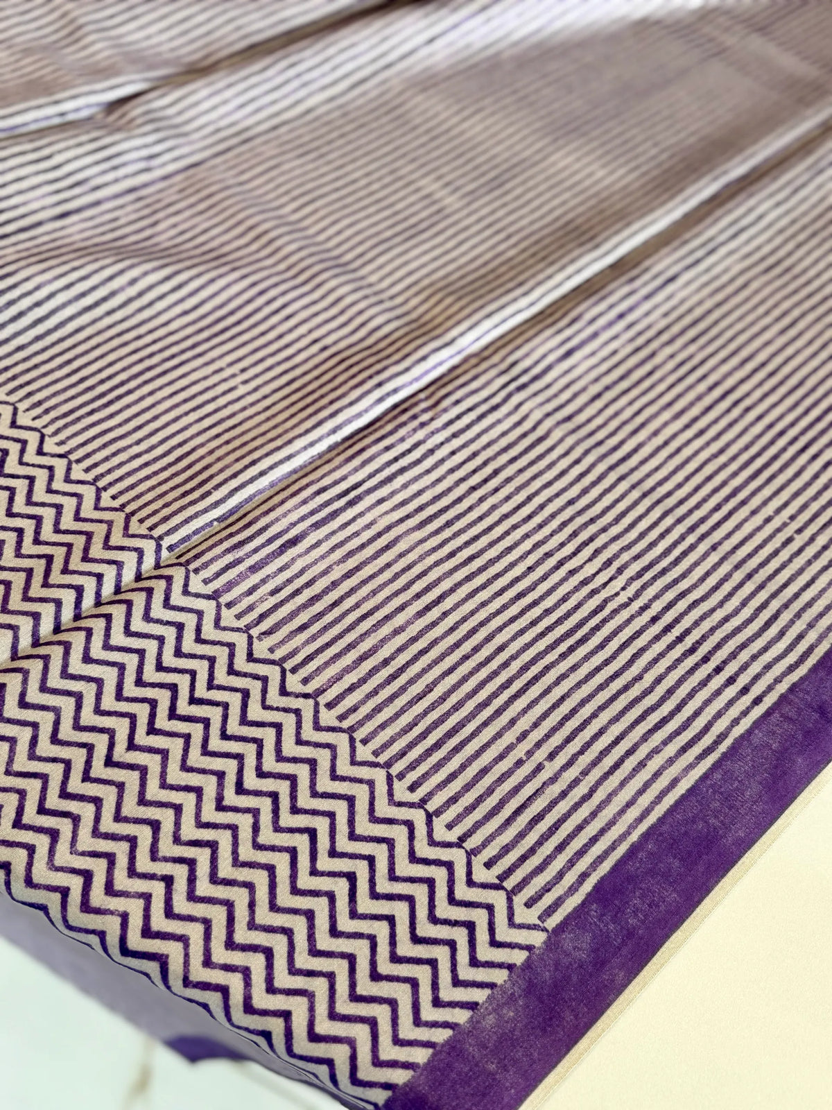 Semi silk finished Saree/ STS804