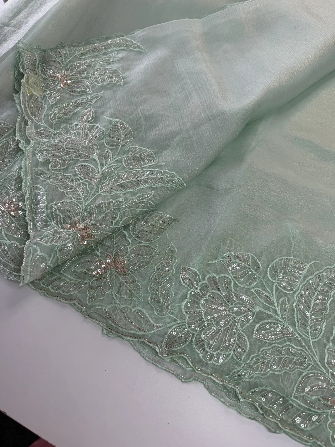 Crushed Foil blended Organza Saree/ AM104