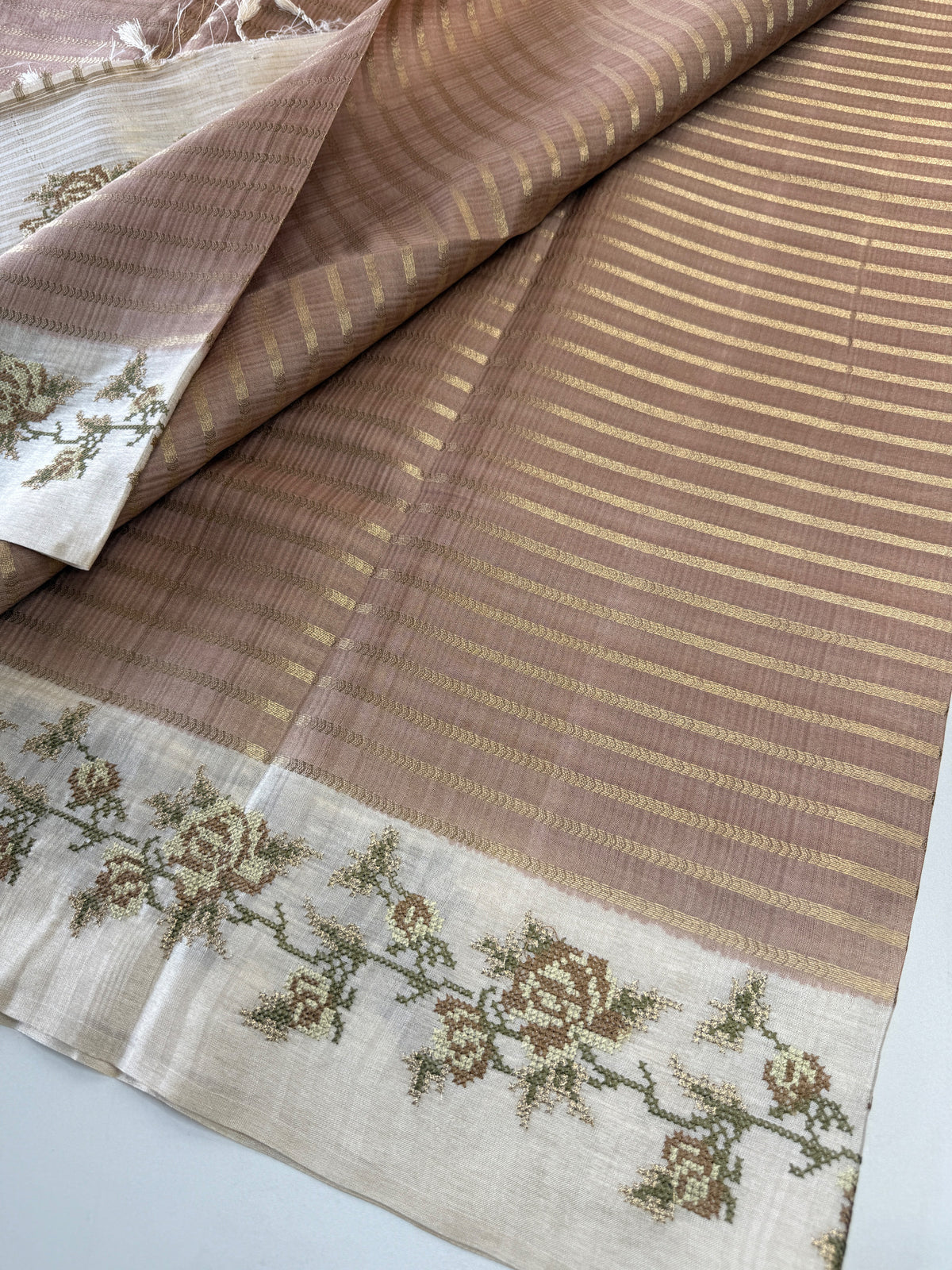 Soft semi Tussar Saree/ D490
