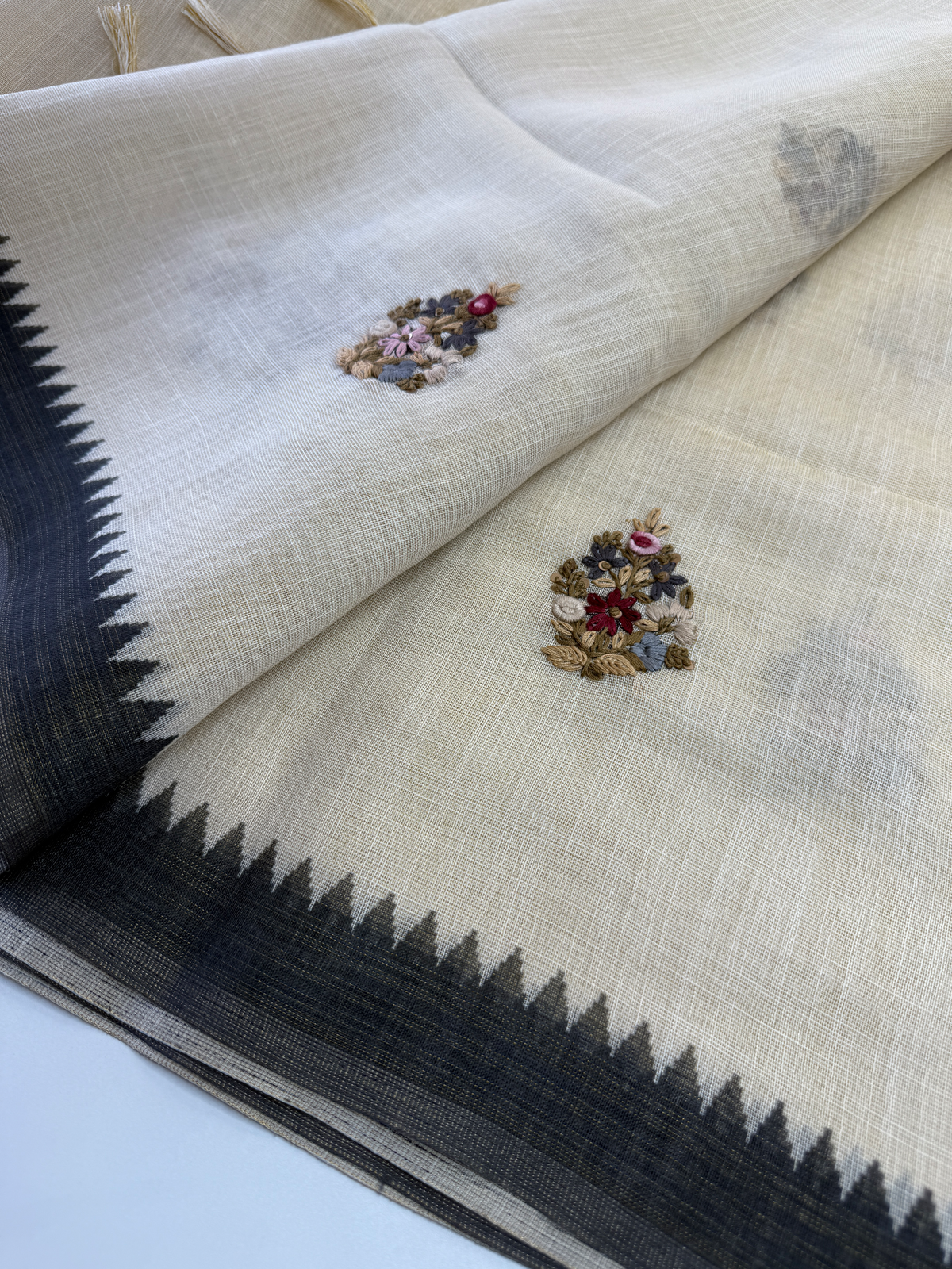 Tissue linen blended saree/ 1671
