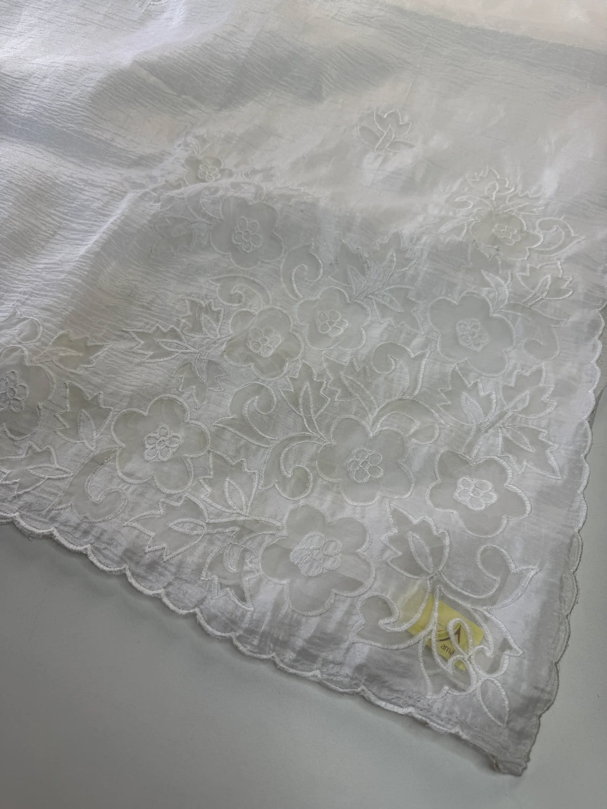 Crushed crape Saree/ AM107