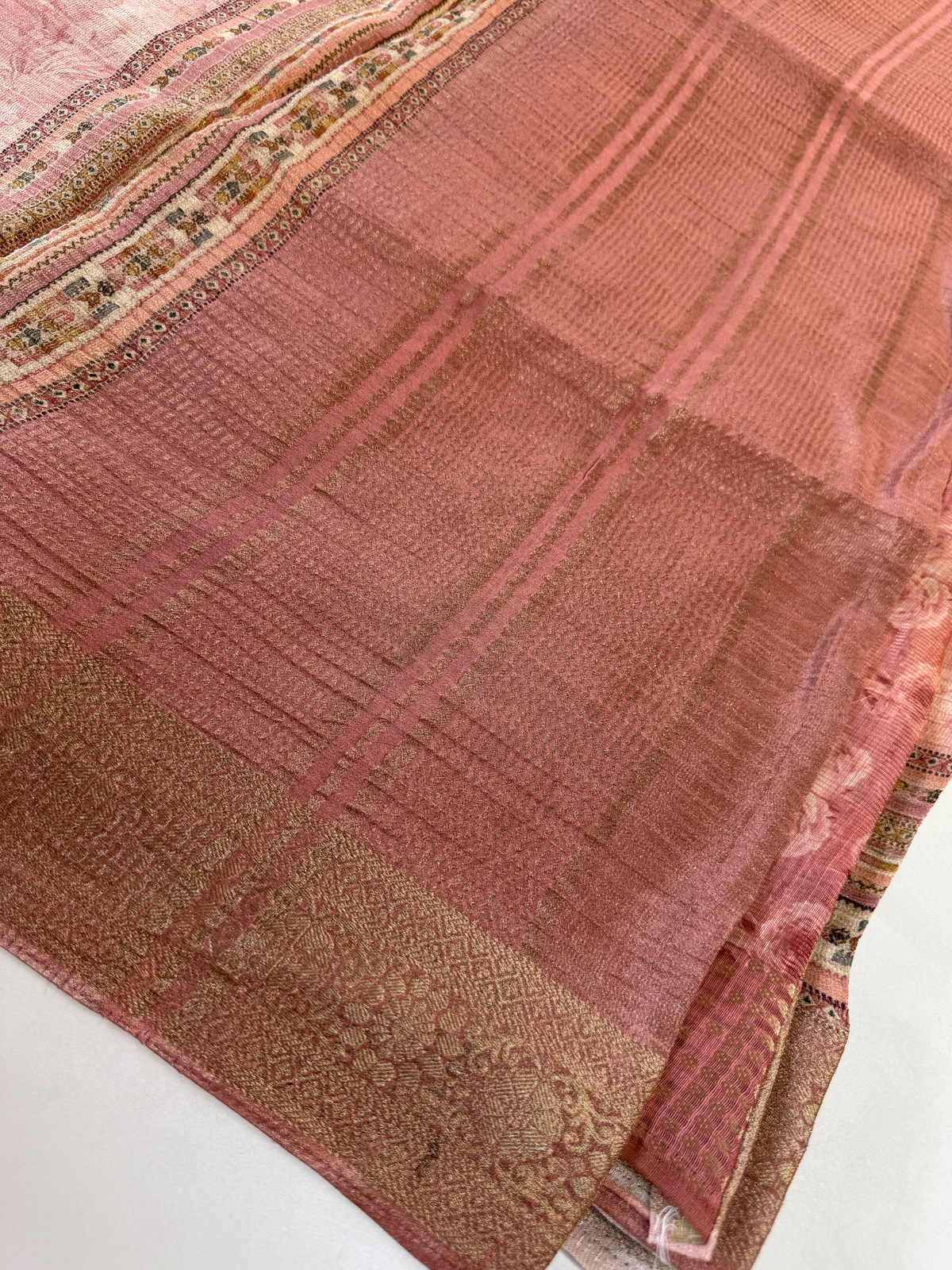 Crushed Tissue Saree/ 183A