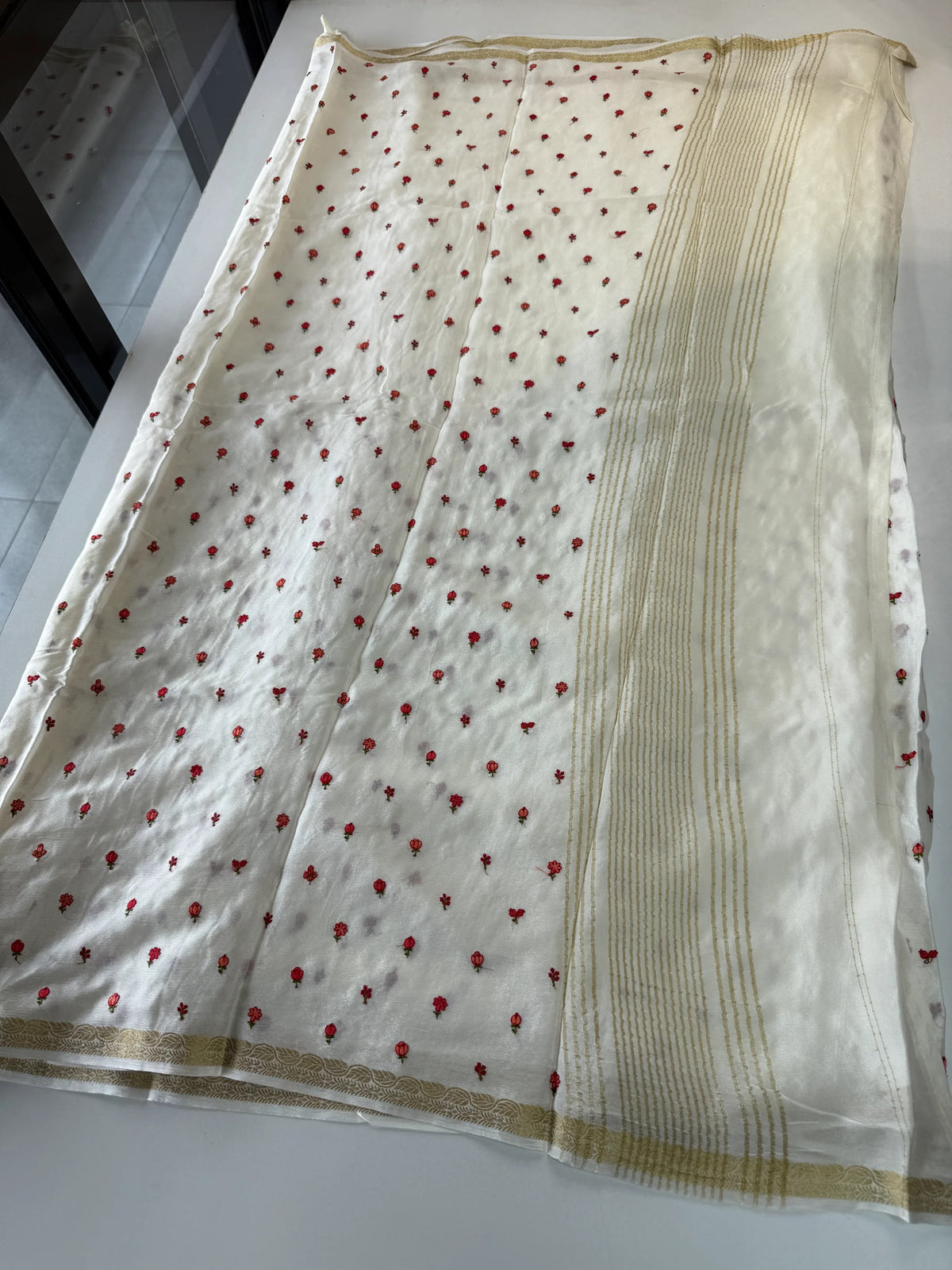 Platinum Georgette Saree/ 8523