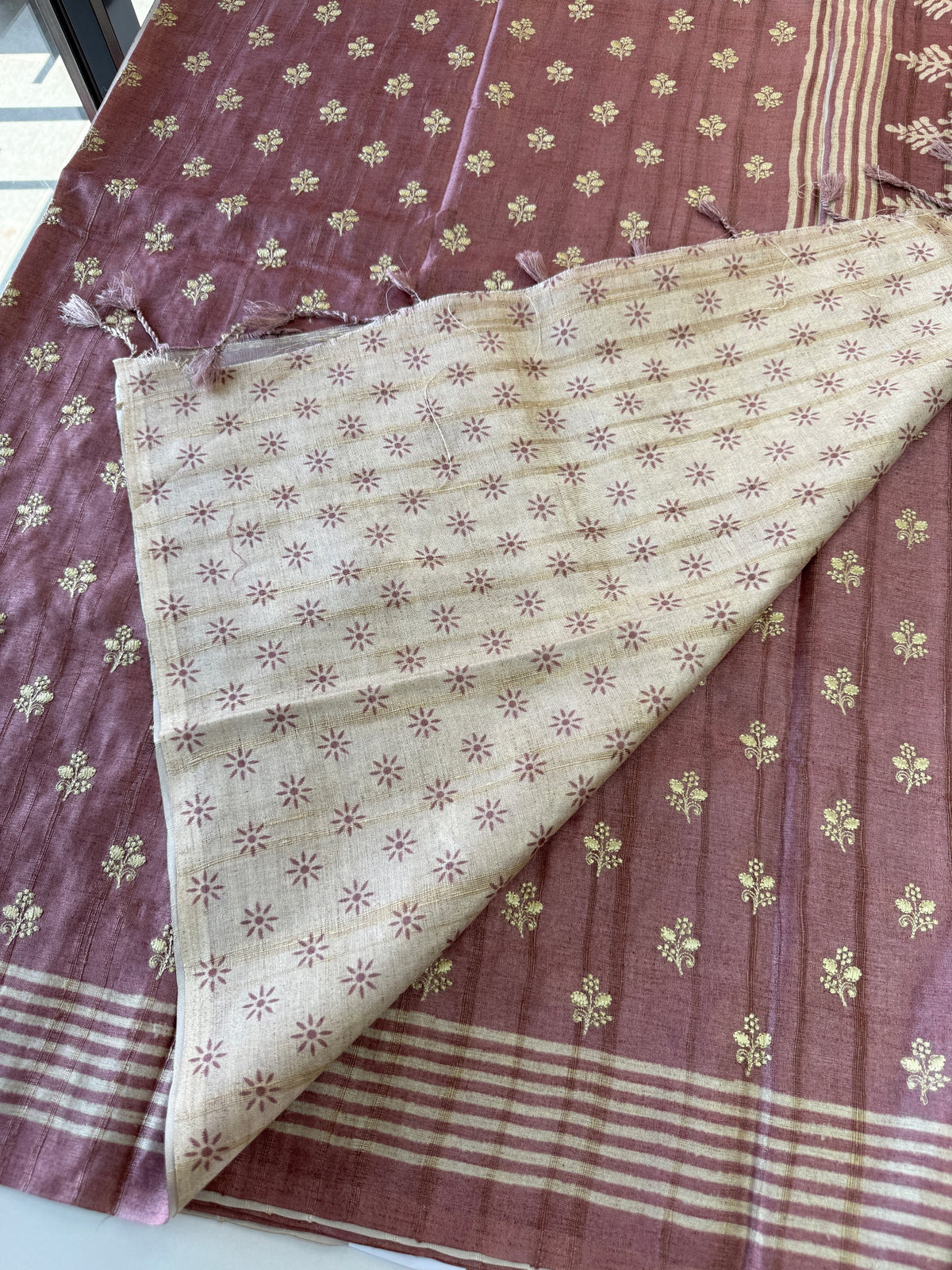 Soft Semi Tussar Saree/ D526