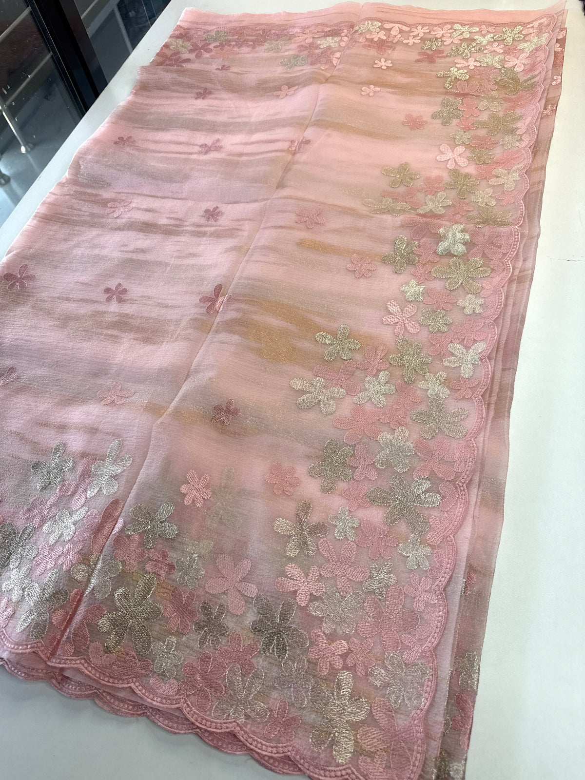 Foil textured crushed Organza/W767