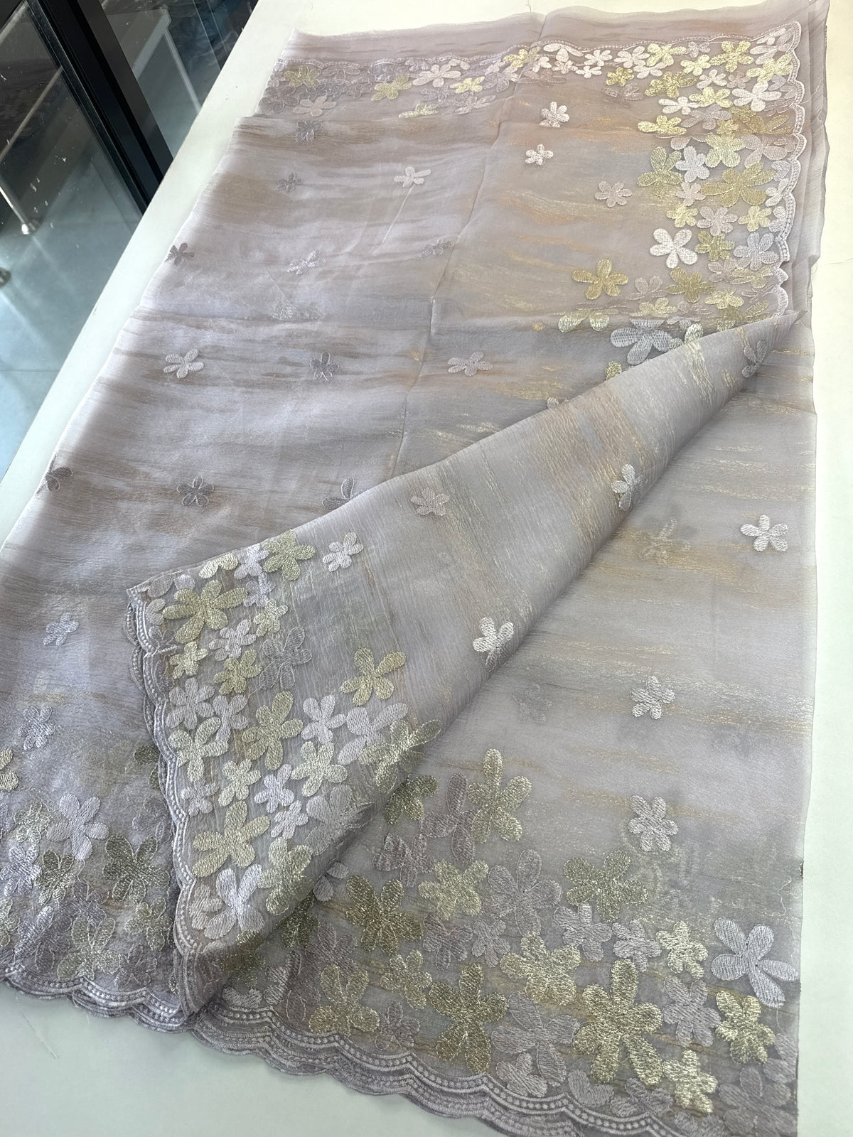 Foil textured crushed Organza/W767
