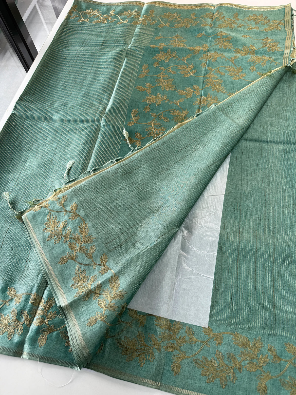 Semi Tussar Saree/ FG690