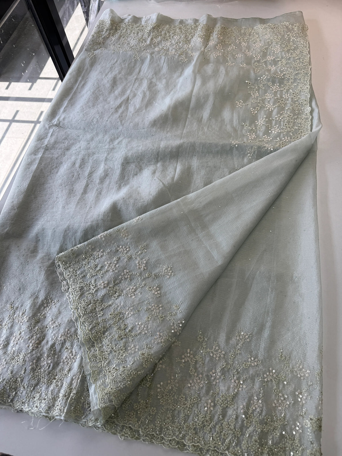 Crushed Crape Saree/ HW456