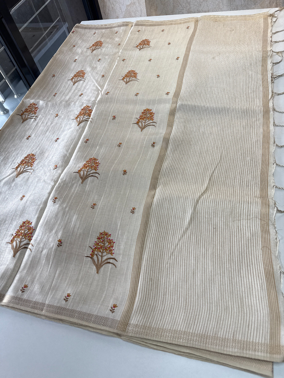 Soft semi Tussar Saree/ FG432
