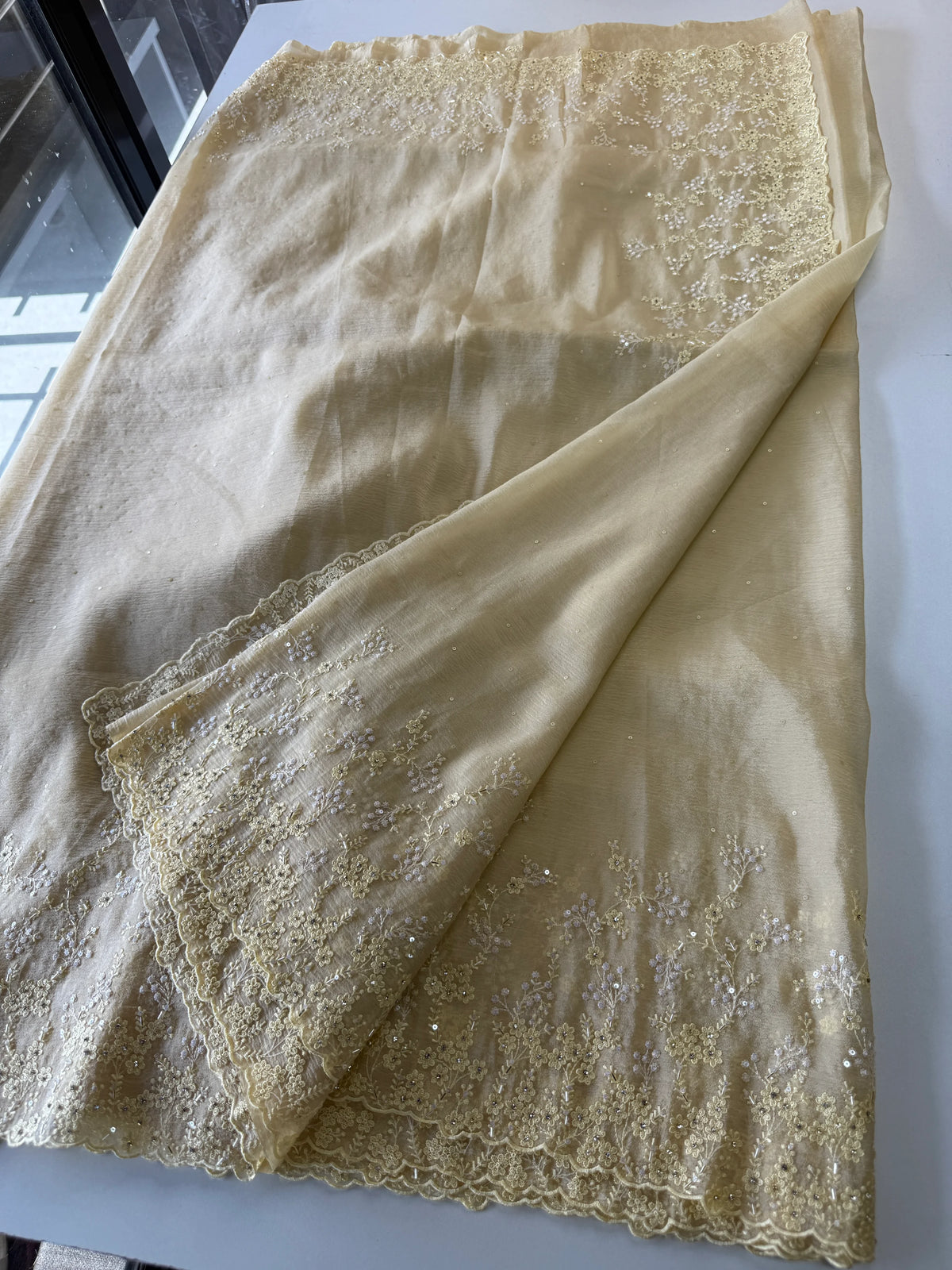 Crushed Crape Saree/ HW456