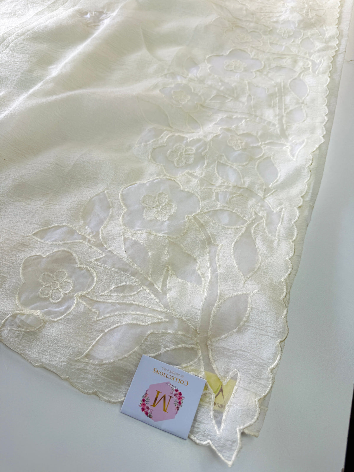 Crushed crape saree/ AM101