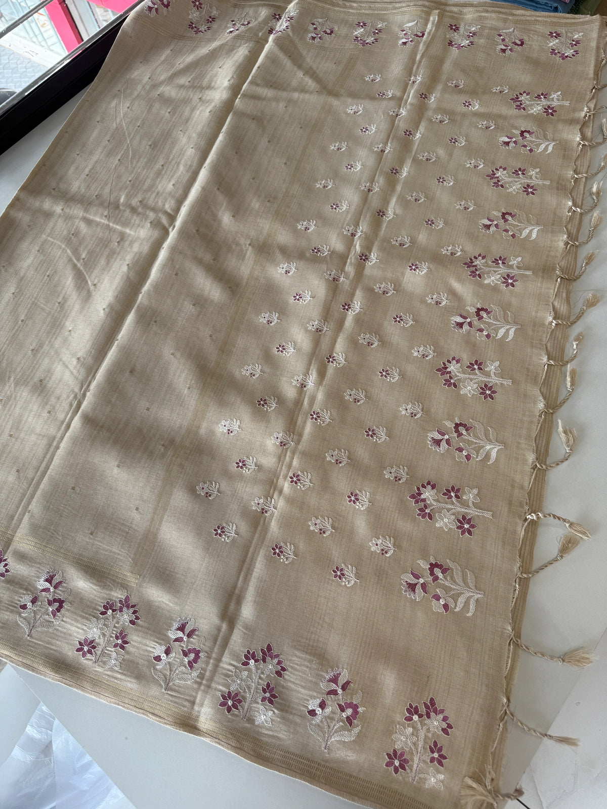 Semi Tussar Saree/ FG371