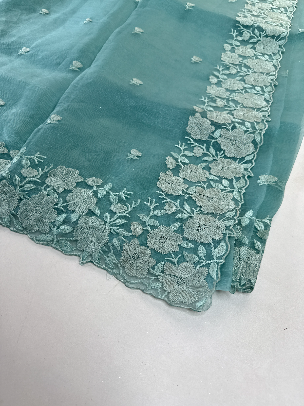 Crushed Tissue / PE984