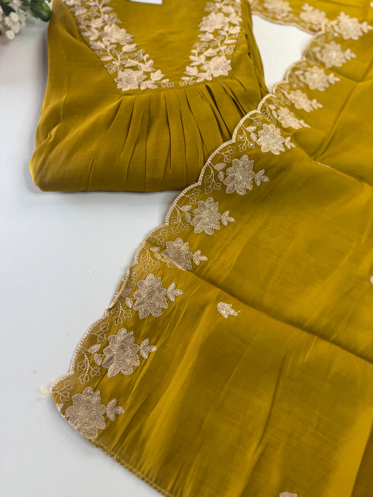 Soft Chanderi unstitched salwar set / NC249