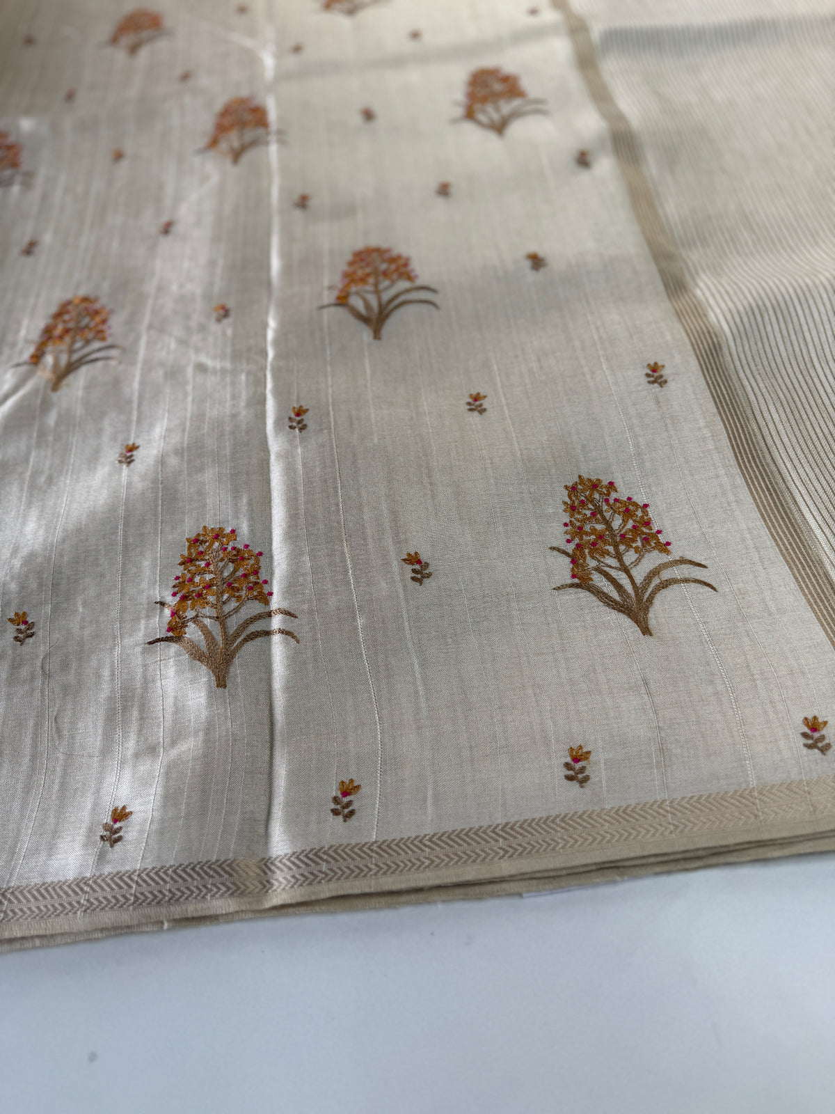 Soft semi Tussar Saree/ FG432