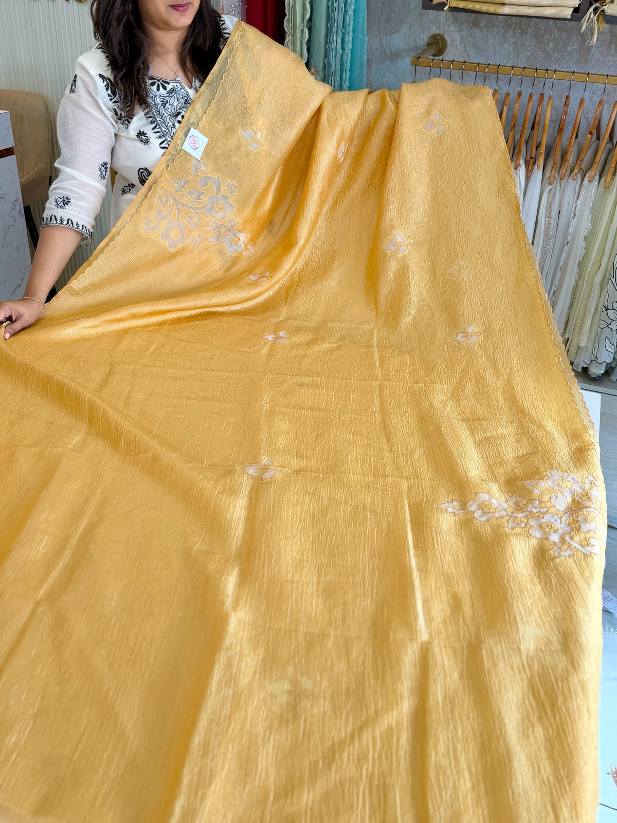 Crushed crape Saree/ AM107