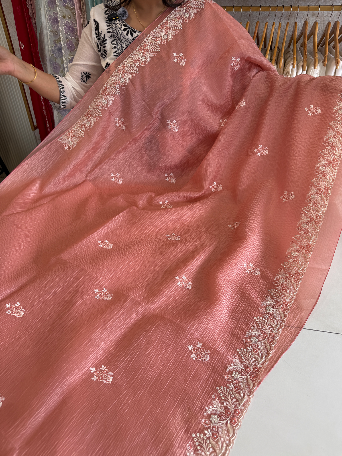 Crushed Crape Saree/ HW507