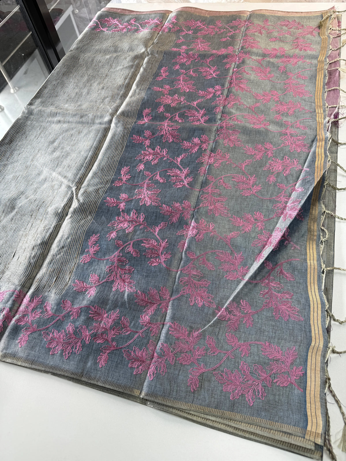 Semi Tussar Saree/ FG690