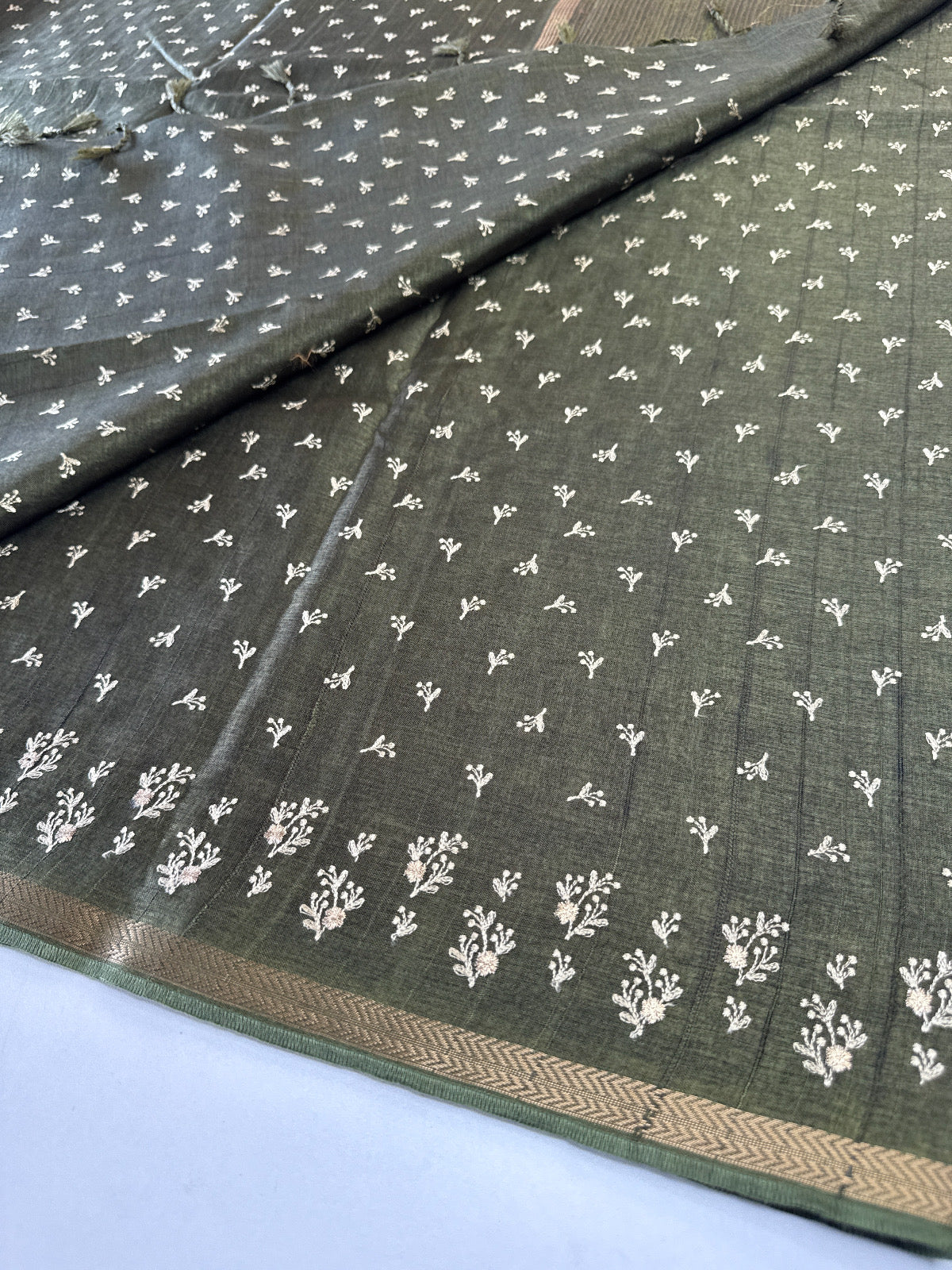 Soft semi Tussar saree/ D470