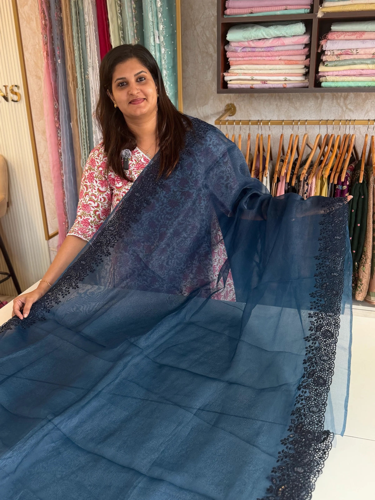 Crushed tissue saree/ CW066